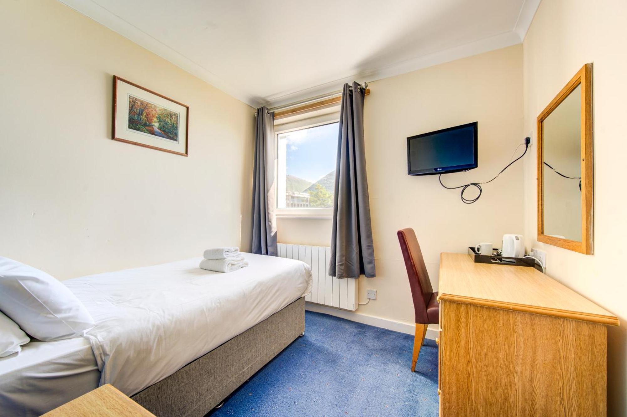 Onich Hotel & Lochside Beach Pods 외부 사진